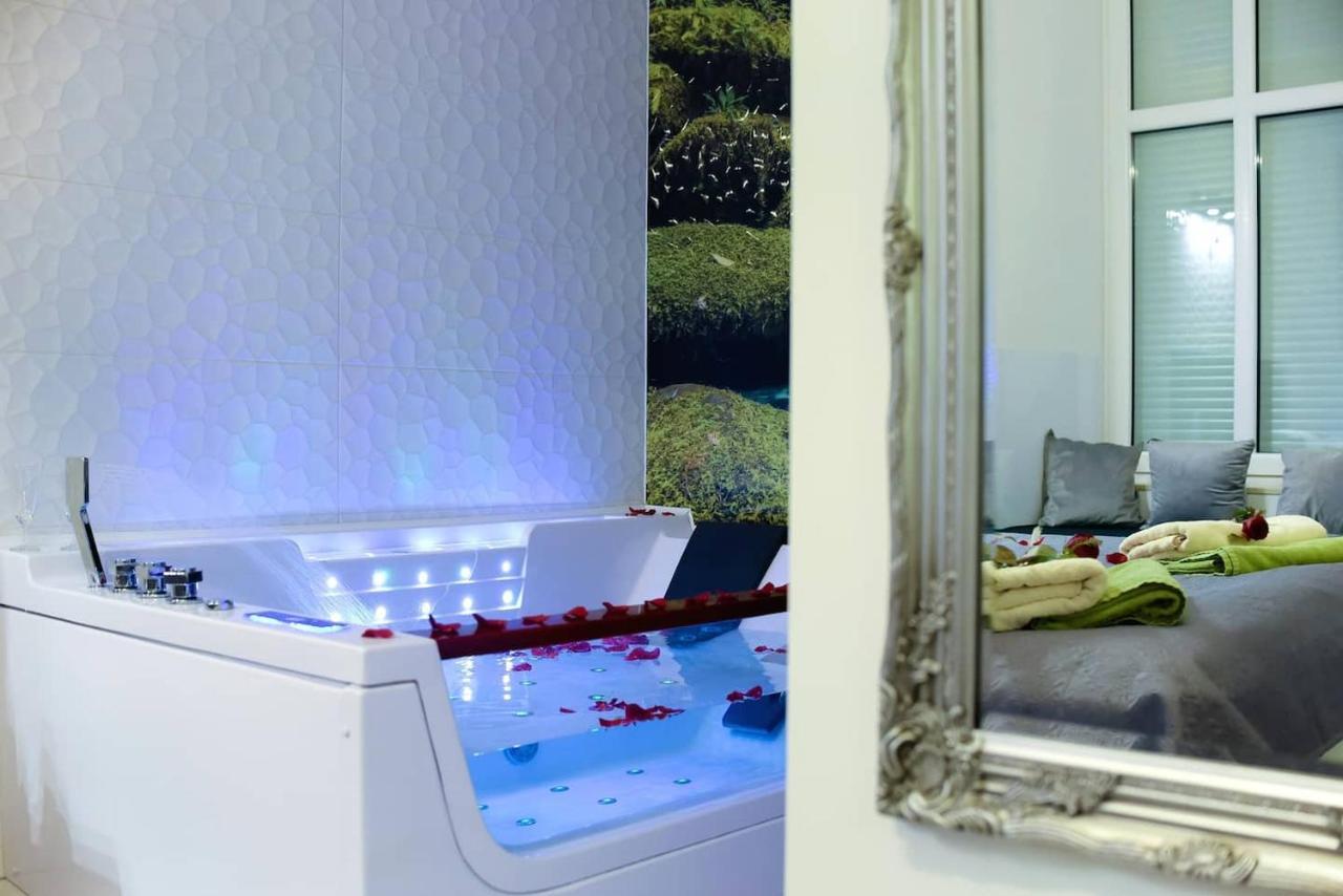 Apartment Jacuzzi Krakau Exterior foto